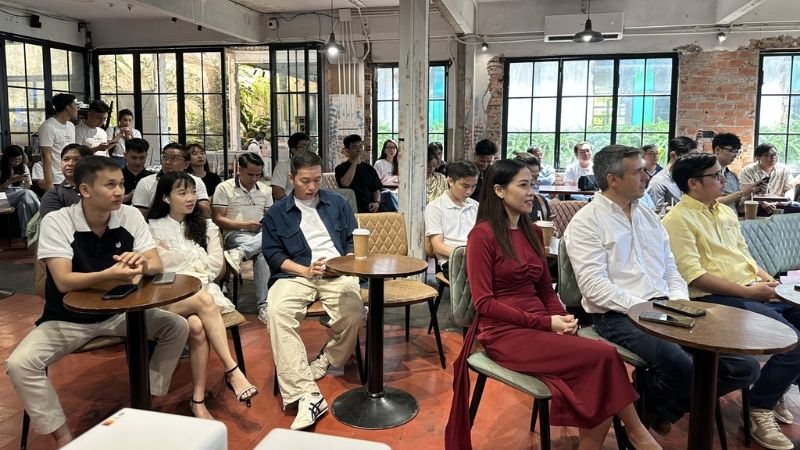 workshop-thonet-vander-trai-nghiem-am-thanh-duc-bp-2