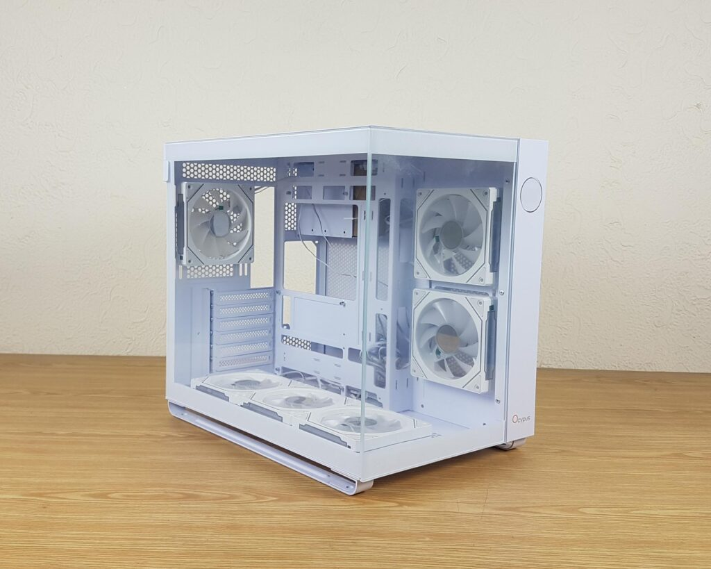 danh-gia-vo-case-ocypus-iota-c70-white-argb-1