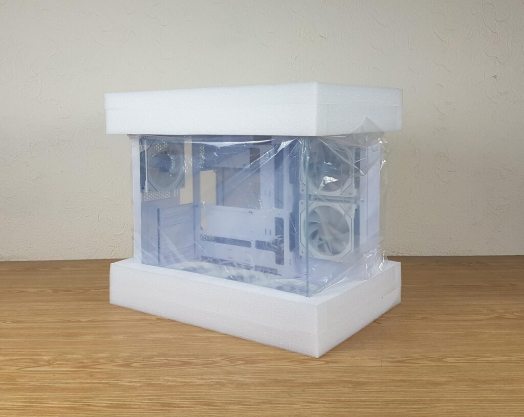 danh-gia-vo-case-ocypus-iota-c70-white-argb-2