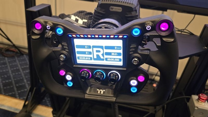 thermaltake-sim-racing-tai-ces-2026-1